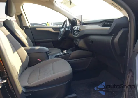 2022 Ford Escape Se z USA, uszkodzony, nr VIN 1FMCU9G60NUA53096